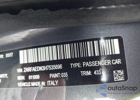 2017 Alfa Romeo Giulia Awd z USA, uszkodzony, nr VIN ZARFAEDN3H7535696